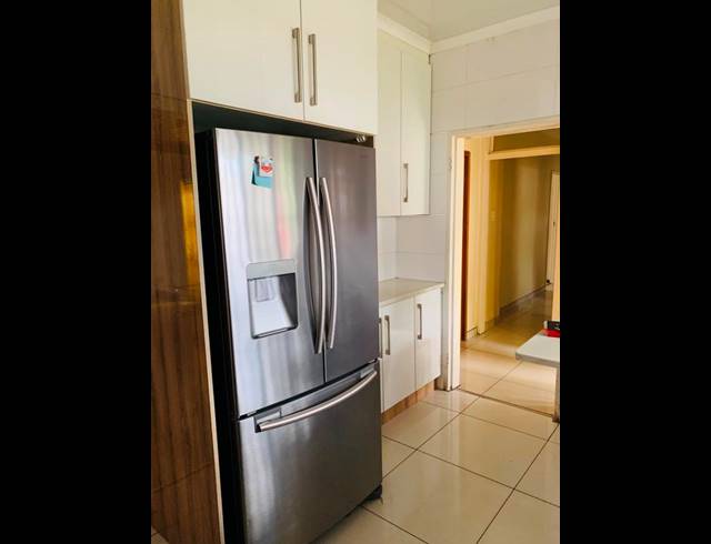 4 BEDROOM HOUSE FOR SALE IN BENMORE GARDENS